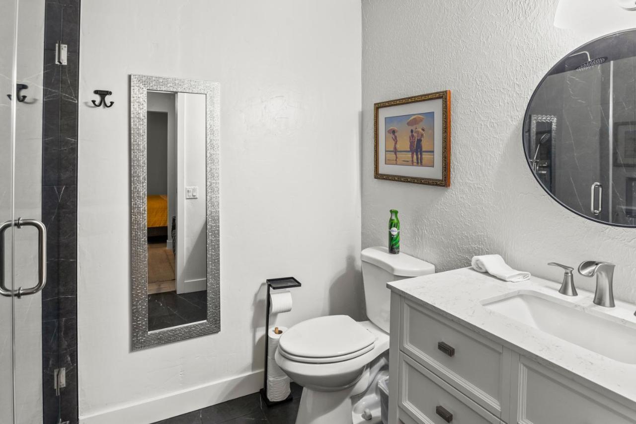Mile To Beach! Private, Family & Pet Friendly Oasis! Pool Table & Hot Tub! Oceanside Luaran gambar