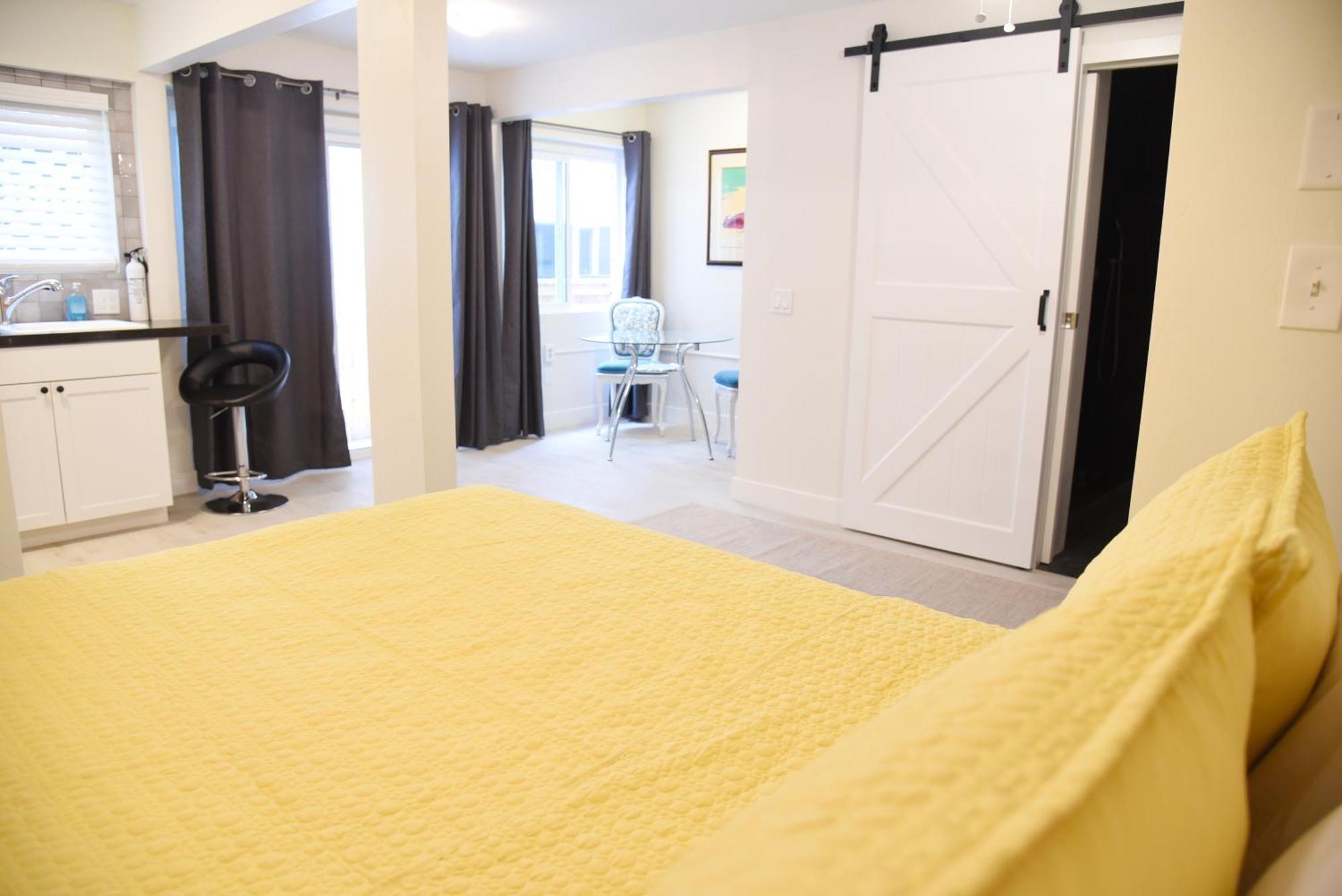 Mile To Beach! Private, Family & Pet Friendly Oasis! Pool Table & Hot Tub! Oceanside Luaran gambar